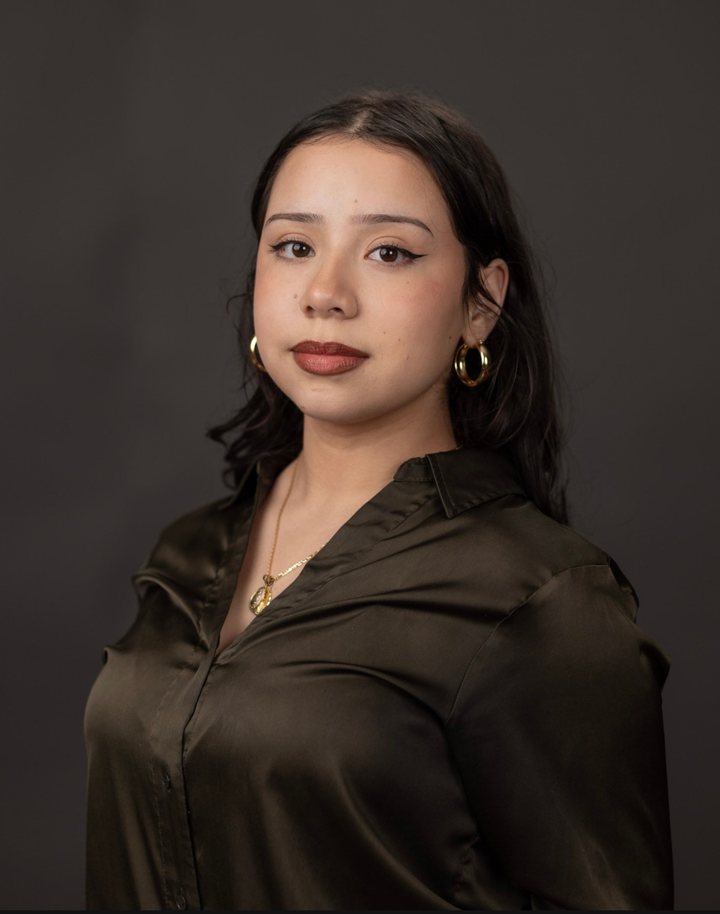 Portrait of Naomi Barragan